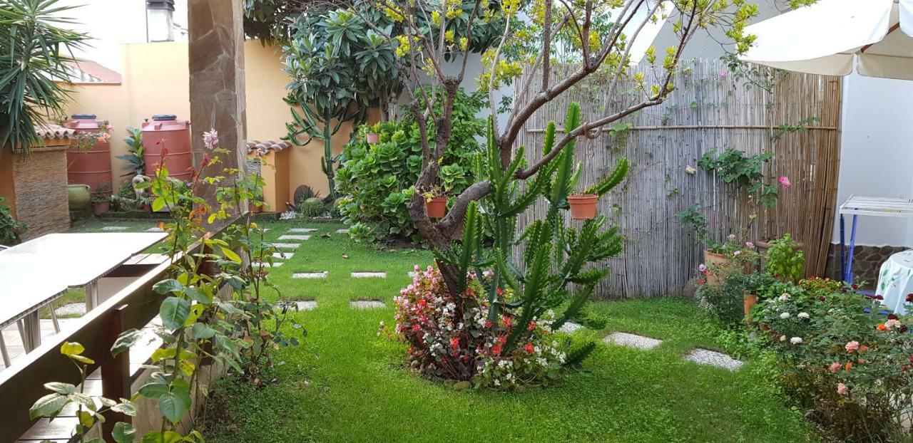 Casa Vacanze Rose E Fiori Sardegna San Vito  Exteriör bild